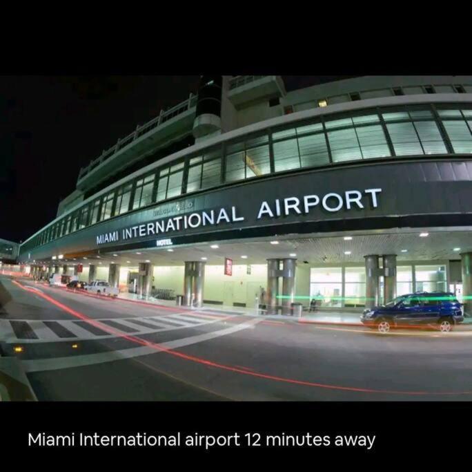 Sol Miami # 2 With Free Parking Apartment ภายนอก รูปภาพ